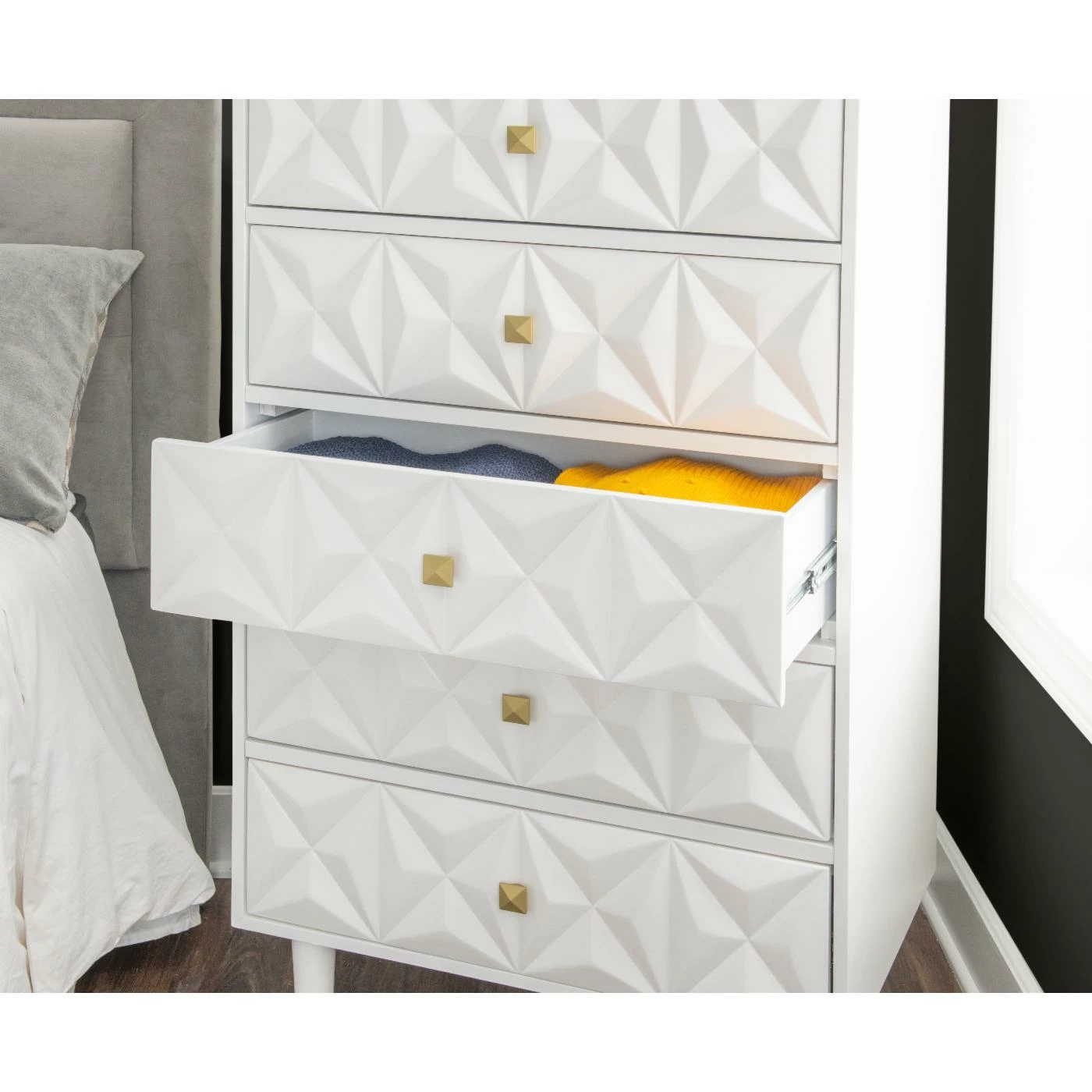 Best Sale ๐ Bedroom ๐ Dressers Linon Geo 5-Drawer ๐ Dresser - White โค๏ธ - Image 6